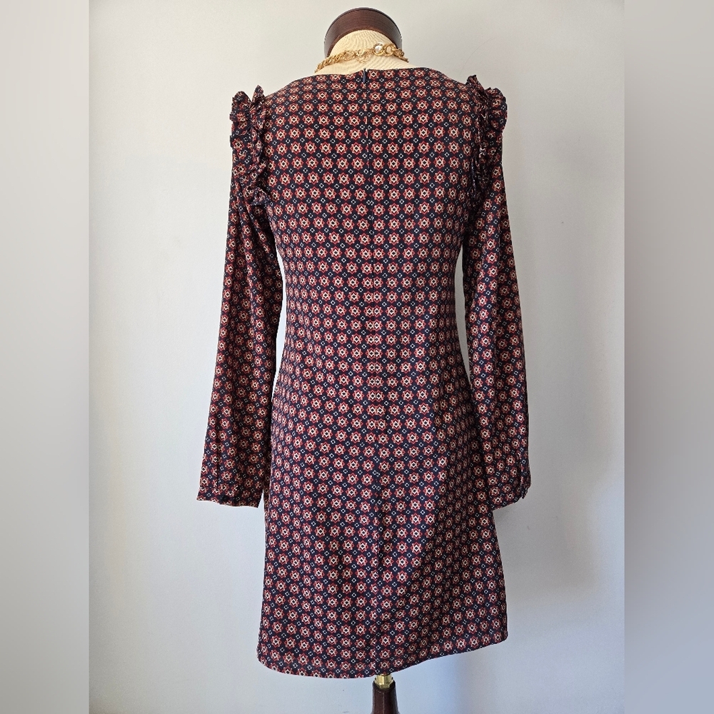 Molly Bracken Lightweight Patterned Long Sleeve Dress. Ruffled Shoulders. Small - Picture 6 of 14